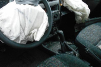 Cremaillere assistee SEAT TOLEDO 1