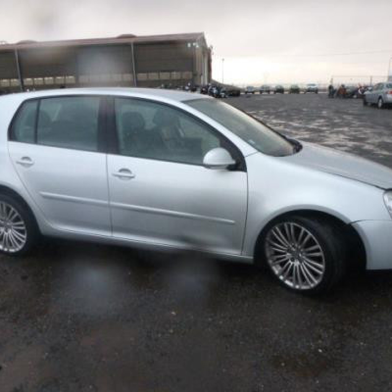 Bloc ABS (freins anti-blocage) VOLKSWAGEN GOLF 5 Photo n°4