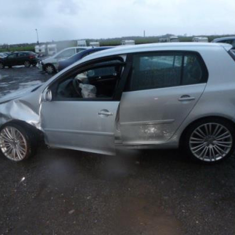 Bloc ABS (freins anti-blocage) VOLKSWAGEN GOLF 5 Photo n°6