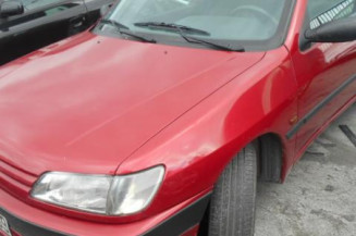 Calandre PEUGEOT 306