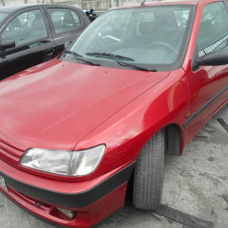 Calandre PEUGEOT 306 Photo n°2