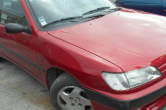 Calandre PEUGEOT 306