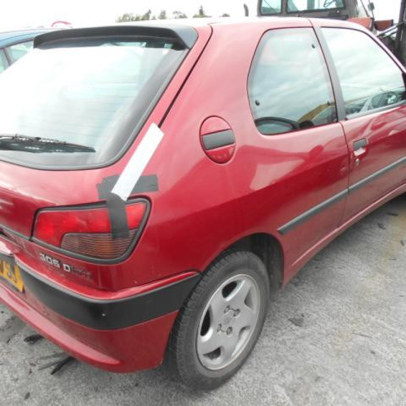 Calandre PEUGEOT 306 Photo n°4