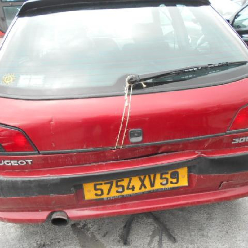 Calandre PEUGEOT 306 Photo n°5