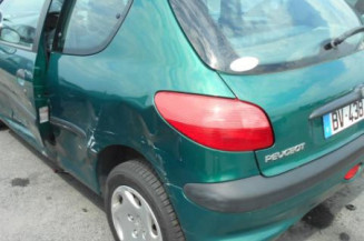 Bras essuie glace avant droit PEUGEOT 206