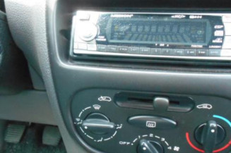 Bras essuie glace avant droit PEUGEOT 206