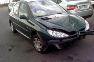 Bras essuie glace avant droit PEUGEOT 206