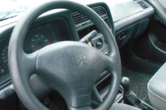 Bras essuie glace avant droit PEUGEOT 306