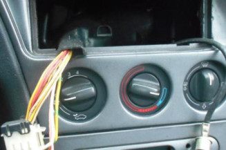 Bras essuie glace avant droit PEUGEOT 306