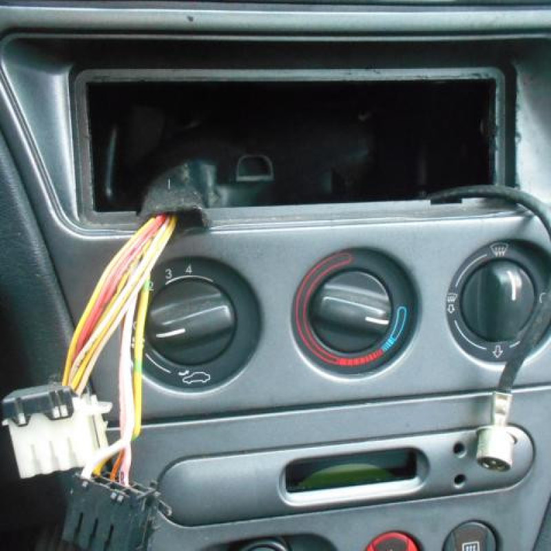 Bras essuie glace avant droit PEUGEOT 306 Photo n°7