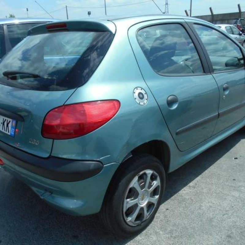 Bras essuie glace avant gauche PEUGEOT 206 Photo n°4
