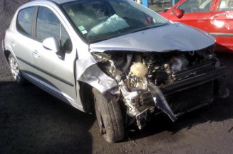 Bras essuie glace avant droit PEUGEOT 207
