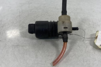 Pompe lave glace avant VOLKSWAGEN TRANSPORTER 4 Photo n°1