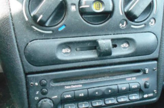 Bras essuie glace avant gauche OPEL CORSA B
