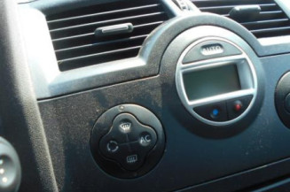 Eclairage de plafonnier RENAULT MEGANE 2