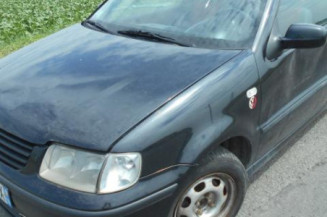 Pivot de moyeu avant gauche VOLKSWAGEN POLO 3 Photo n°1