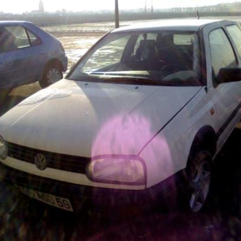 Eclairage de plafonnier VOLKSWAGEN GOLF 3 Photo n°3