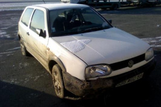 Eclairage de plafonnier VOLKSWAGEN GOLF 3