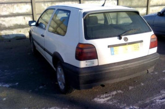 Eclairage de plafonnier VOLKSWAGEN GOLF 3