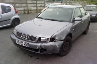 Boite a gants AUDI A4 1 Photo n°1
