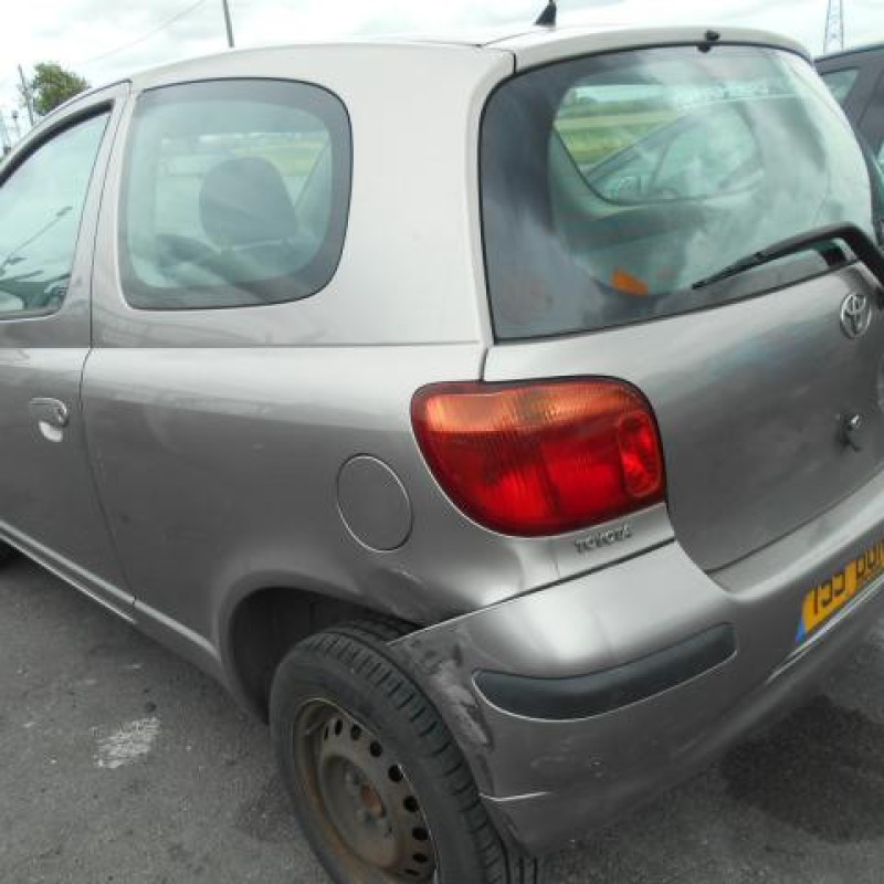 Etrier avant droit (freinage) TOYOTA YARIS 1 Photo n°4