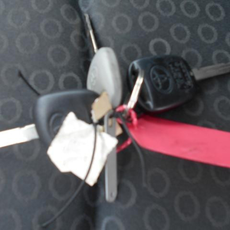 Etrier avant droit (freinage) TOYOTA YARIS 1 Photo n°7