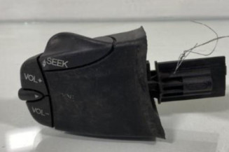 Commande autoradio FORD MONDEO 2 Photo n°1