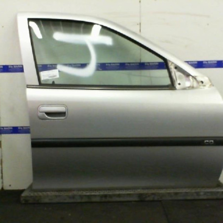 Porte avant droit OPEL VECTRA B Photo n°1