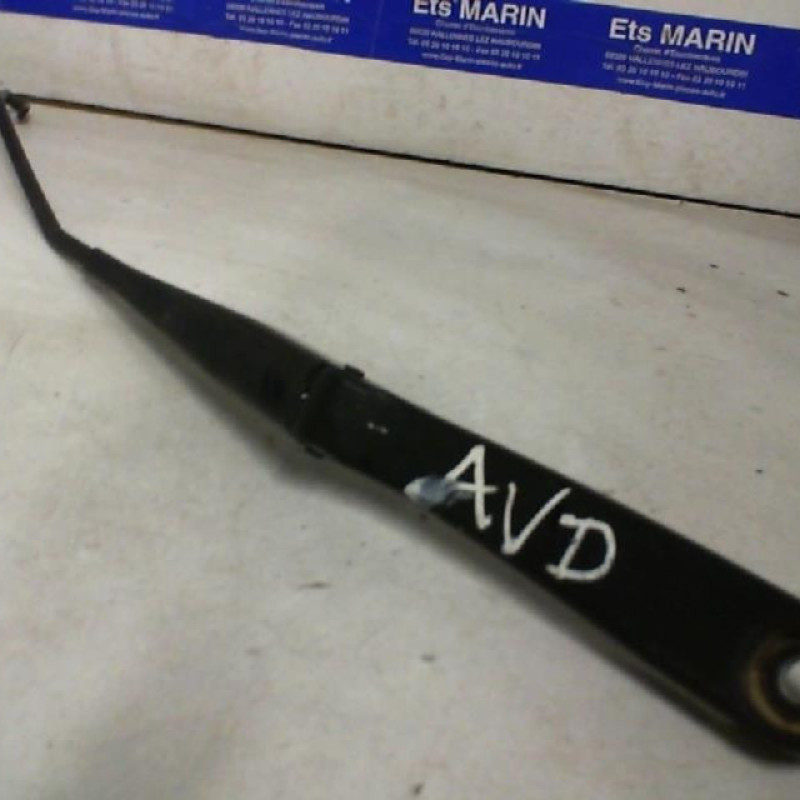 Bras essuie glace avant droit SEAT IBIZA 3 Photo n°1