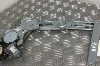 Leve vitre electrique avant gauche TOYOTA YARIS 2 Photo n°1