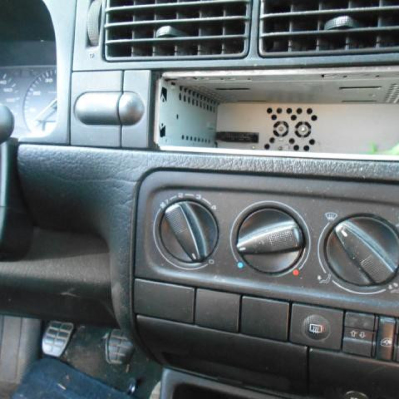 Bras essuie glace avant gauche VOLKSWAGEN GOLF 3 Photo n°7