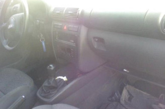 Porte avant droit AUDI A3 1