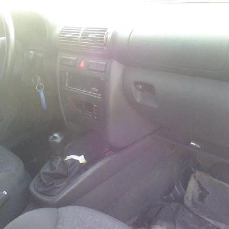 Porte avant droit AUDI A3 1 Photo n°7