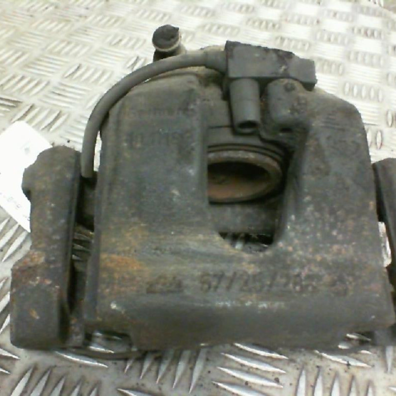 Etrier avant droit (freinage) MERCEDES CLASSE E Photo n°1