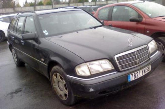 Optique avant principal droit (feux)(phare) MERCEDES CLASSE C 202