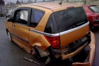 Bras essuie glace avant droit PEUGEOT 1007