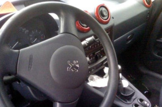 Bras essuie glace avant droit PEUGEOT 1007