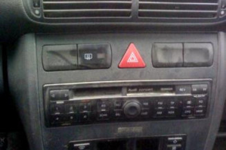 Bras essuie glace avant droit AUDI A3 1