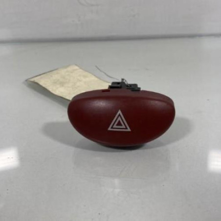 Bouton de warning PEUGEOT 206 Photo n°1