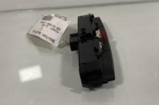 Bouton de warning PEUGEOT 308 1 SW