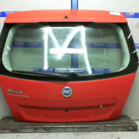 Malle/Hayon arriere FIAT STILO Photo n°1