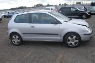 Malle/Hayon arriere VOLKSWAGEN POLO 4