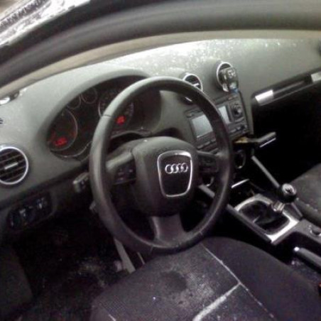 Etrier avant droit (freinage) AUDI A3 2 Photo n°1