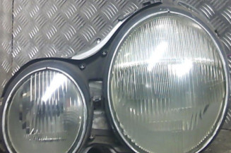 Optique avant principal gauche (feux)(phare) MERCEDES CLASSE E 210 Photo n°1