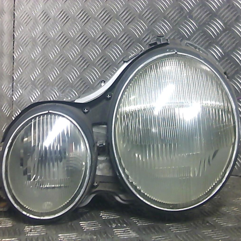 Optique avant principal gauche (feux)(phare) MERCEDES CLASSE E 210 Photo n°1