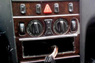 Cremaillere assistee MERCEDES CLASSE E 210