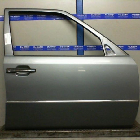 Porte avant droit MERCEDES 250 W124 Photo n°1