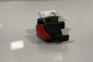 Bouton de warning MERCEDES CLASSE A 168