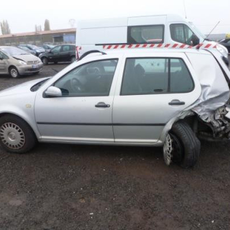 Moto ventilateur radiateur VOLKSWAGEN GOLF 4 Photo n°4