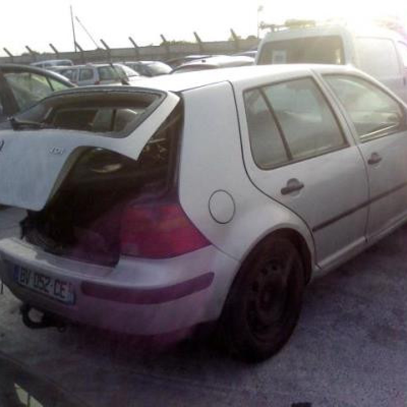 Moto ventilateur radiateur VOLKSWAGEN GOLF 4 Photo n°5